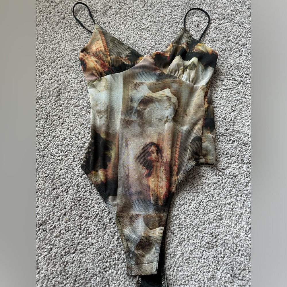 PRETTY LITTLE THING BODY SUIT BRAND NEW